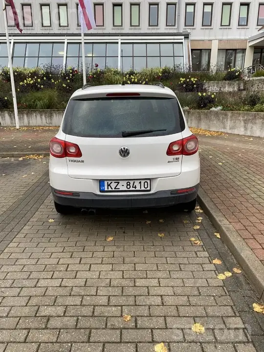 Volkswagen Tiguan 2008 photo 3