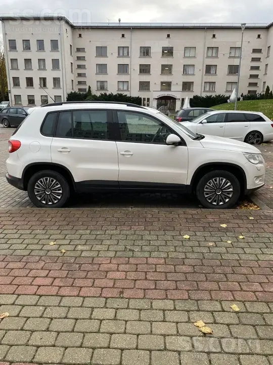 Volkswagen Tiguan 2008 photo 2