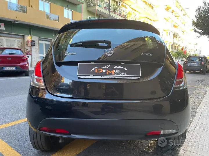 Lancia Ypsilon 2022 photo 3