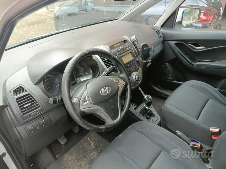 Hyundai Ix20 2012 photo 5