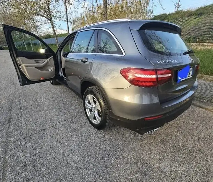 Mercedes-Benz Glc 2016 photo 5