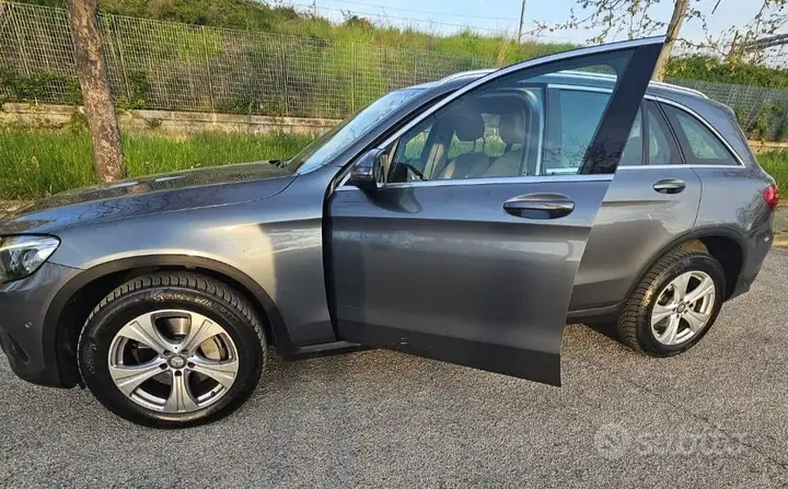 Mercedes-Benz Glc 2016 photo 4