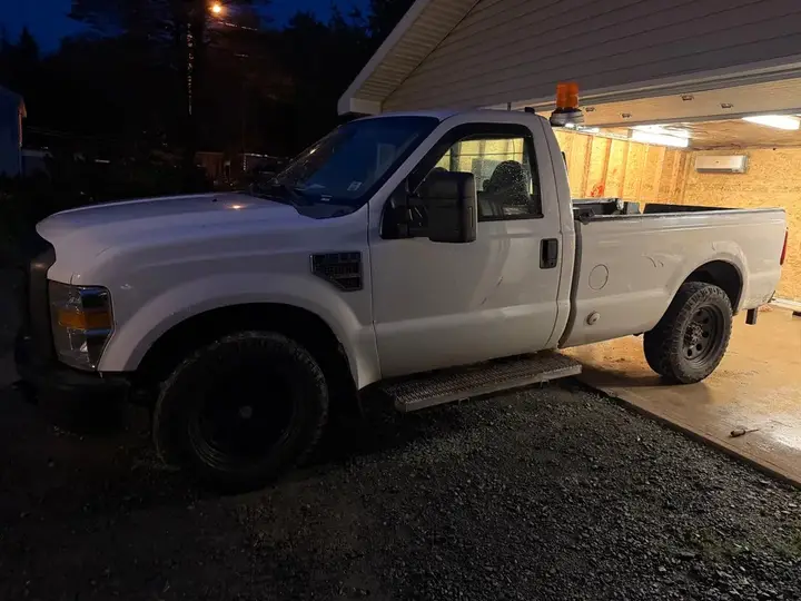 Ford F350 2010 photo 2