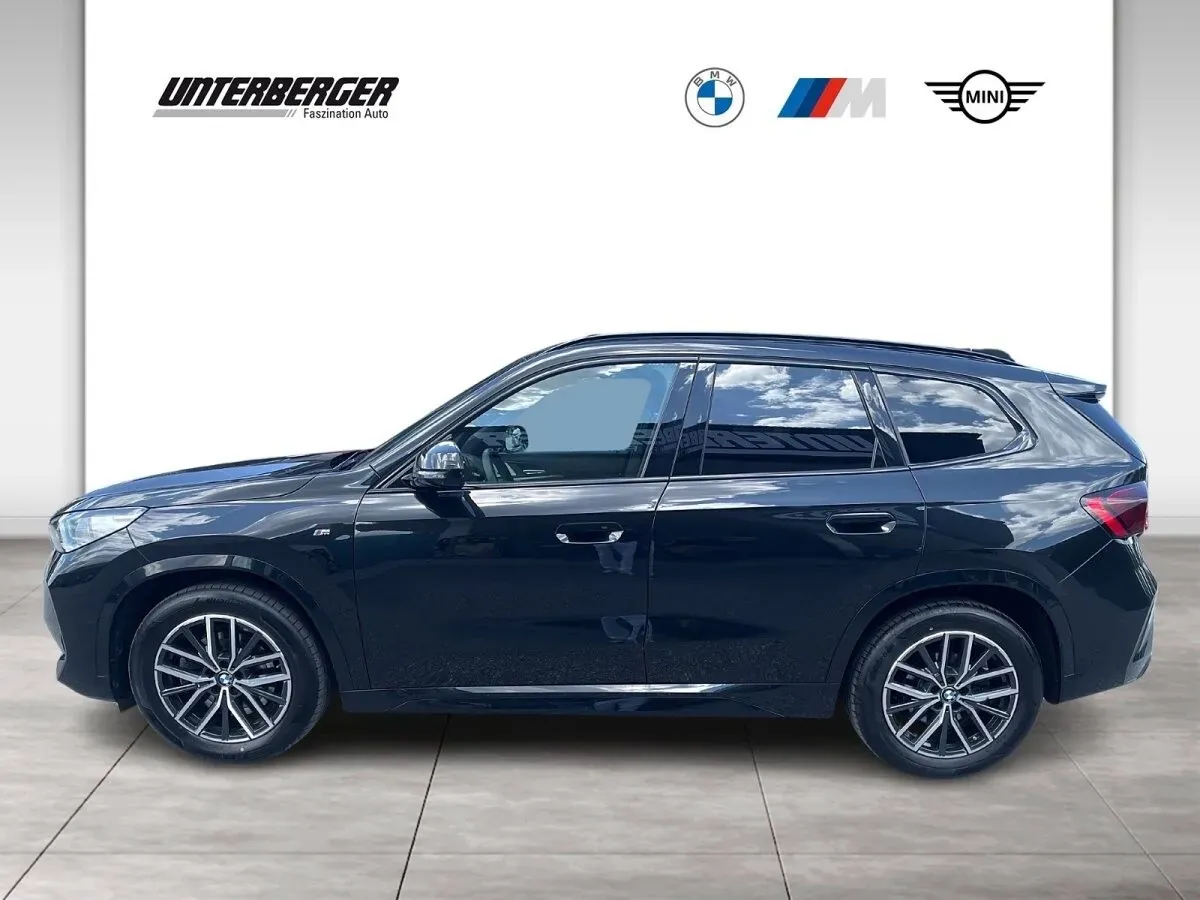 BMW X1 2023 photo 3