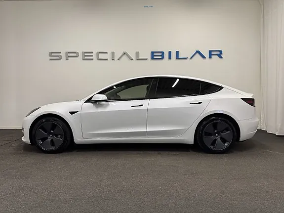 Tesla Model 3 2021 photo 2