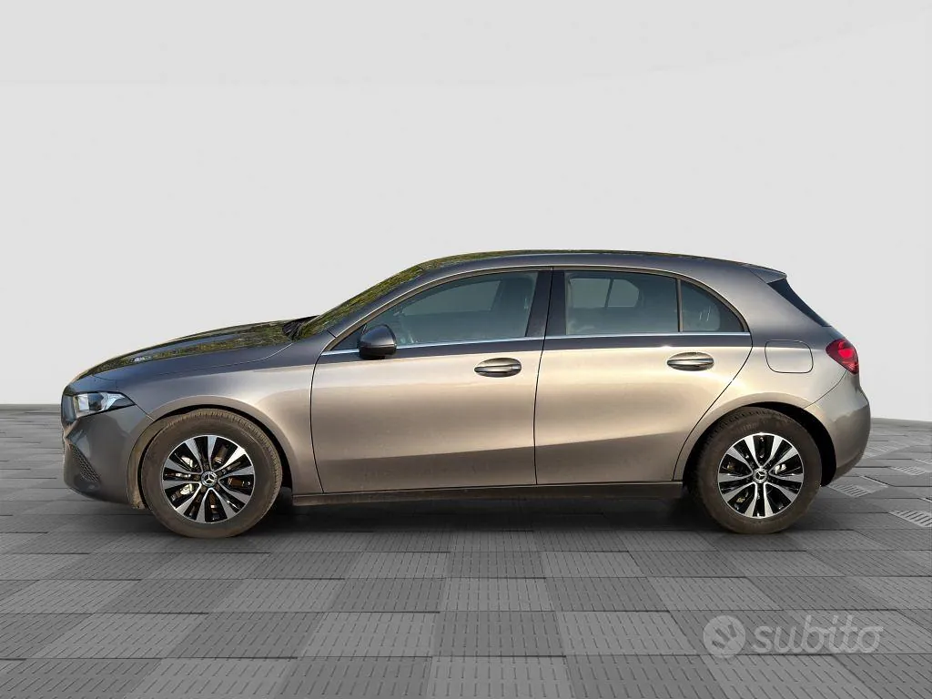 Mercedes-Benz A 2023 photo 2