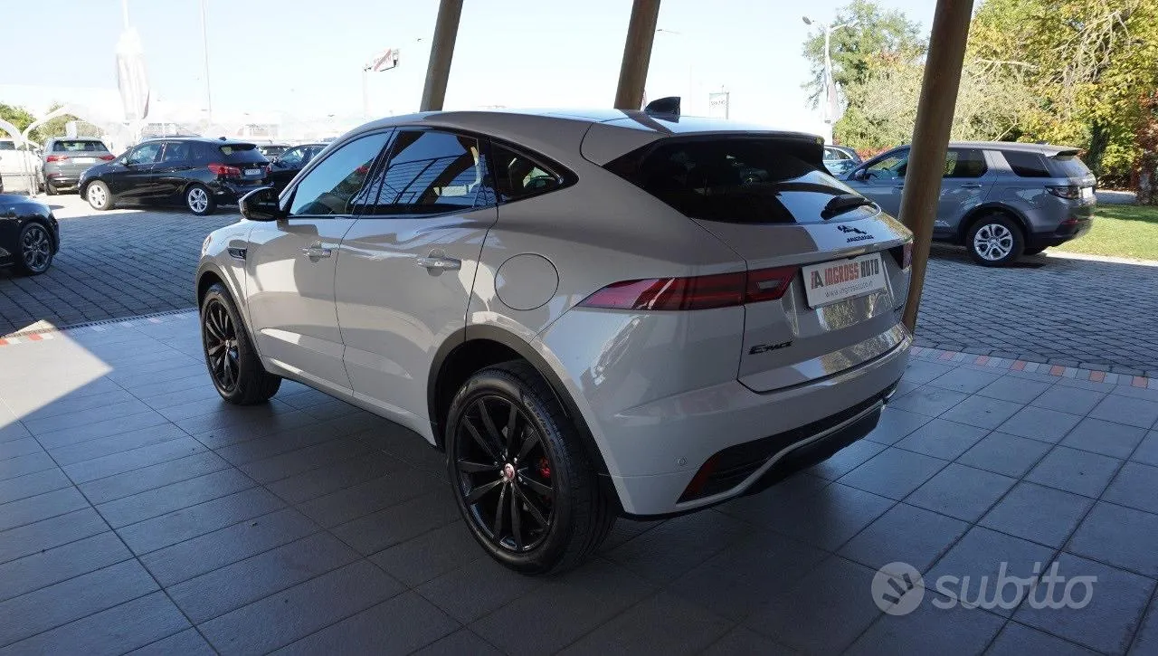 Jaguar E-Pace 2022 photo 3