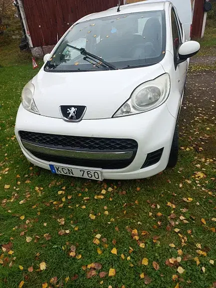 Peugeot 107 2010 photo 4