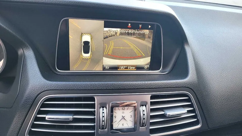 Mercedes-Benz E-Class 2016 photo 3