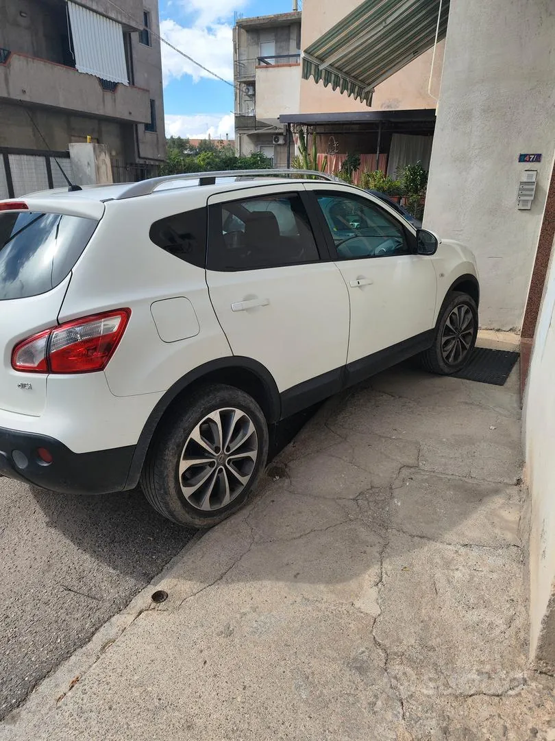 Nissan Qashqai 2013 photo 3