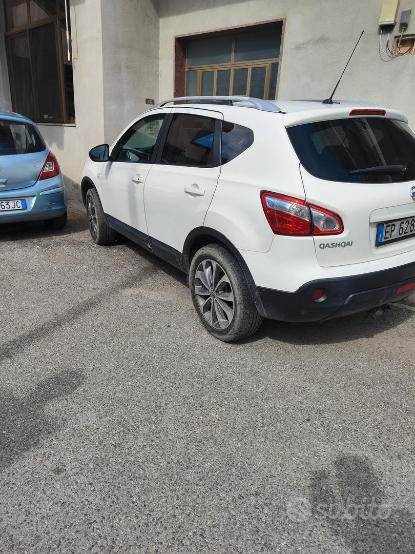 Nissan Qashqai 2013 photo 4