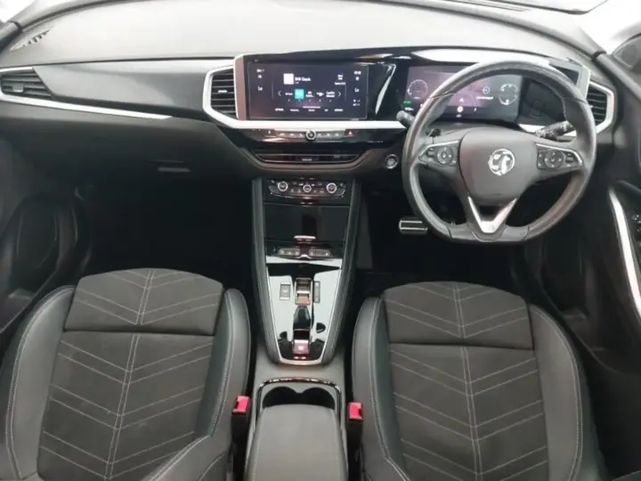 Vauxhall Grandland 2023 photo 3