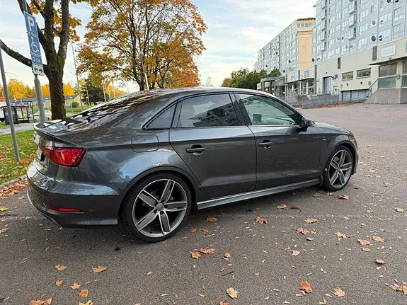 Audi A3 2016 photo 5