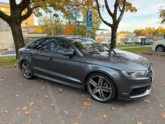 Audi A3 2016 photo 4