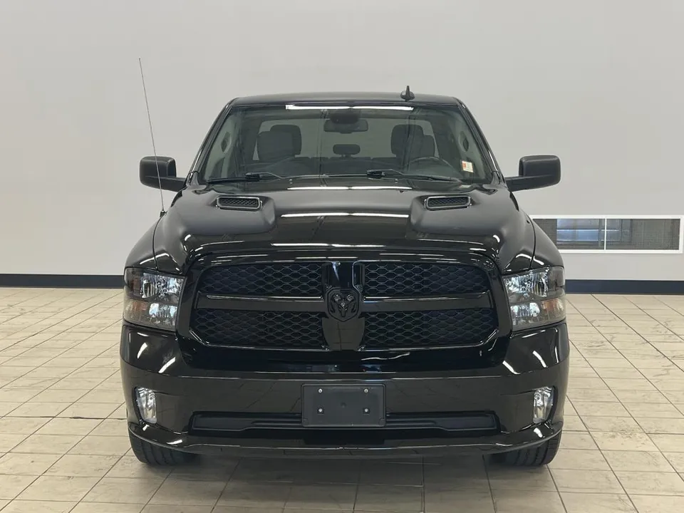 Ram 1500 Classic 2021 photo 2