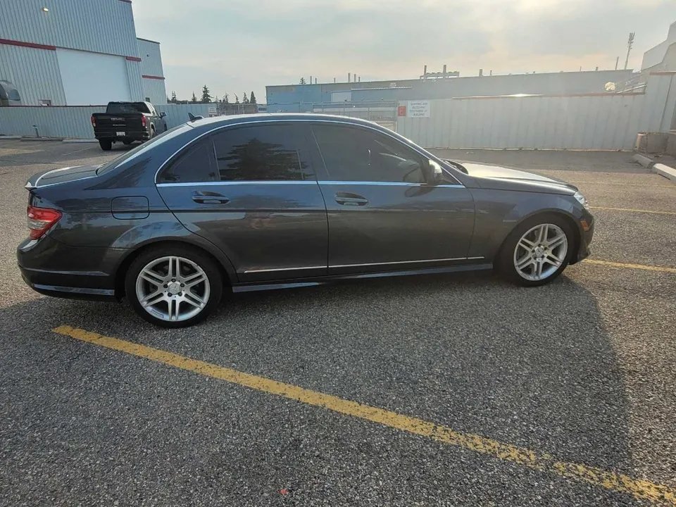 Mercedes-Benz C-Class 2008 photo 2