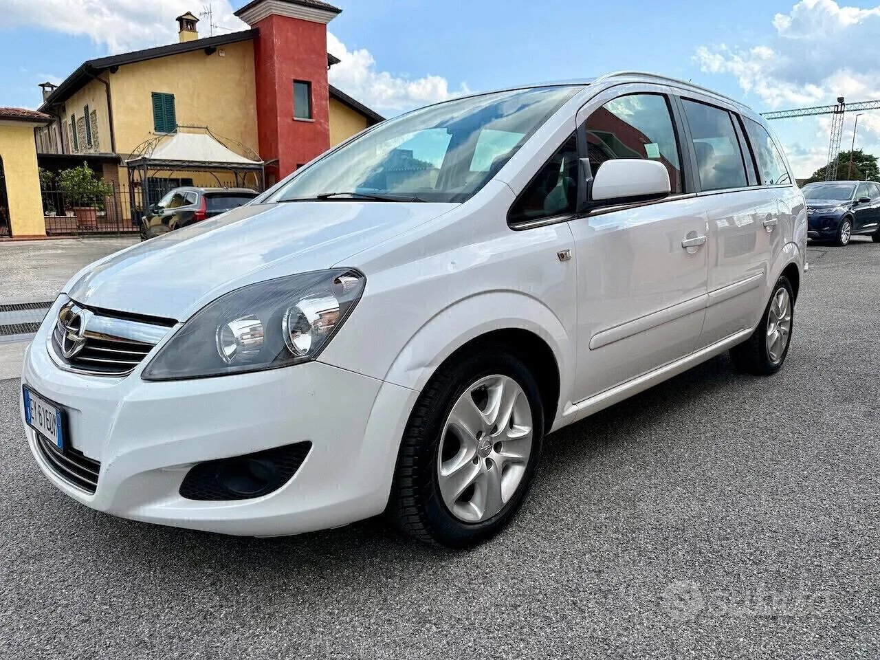Opel Zafira 2015 photo 3