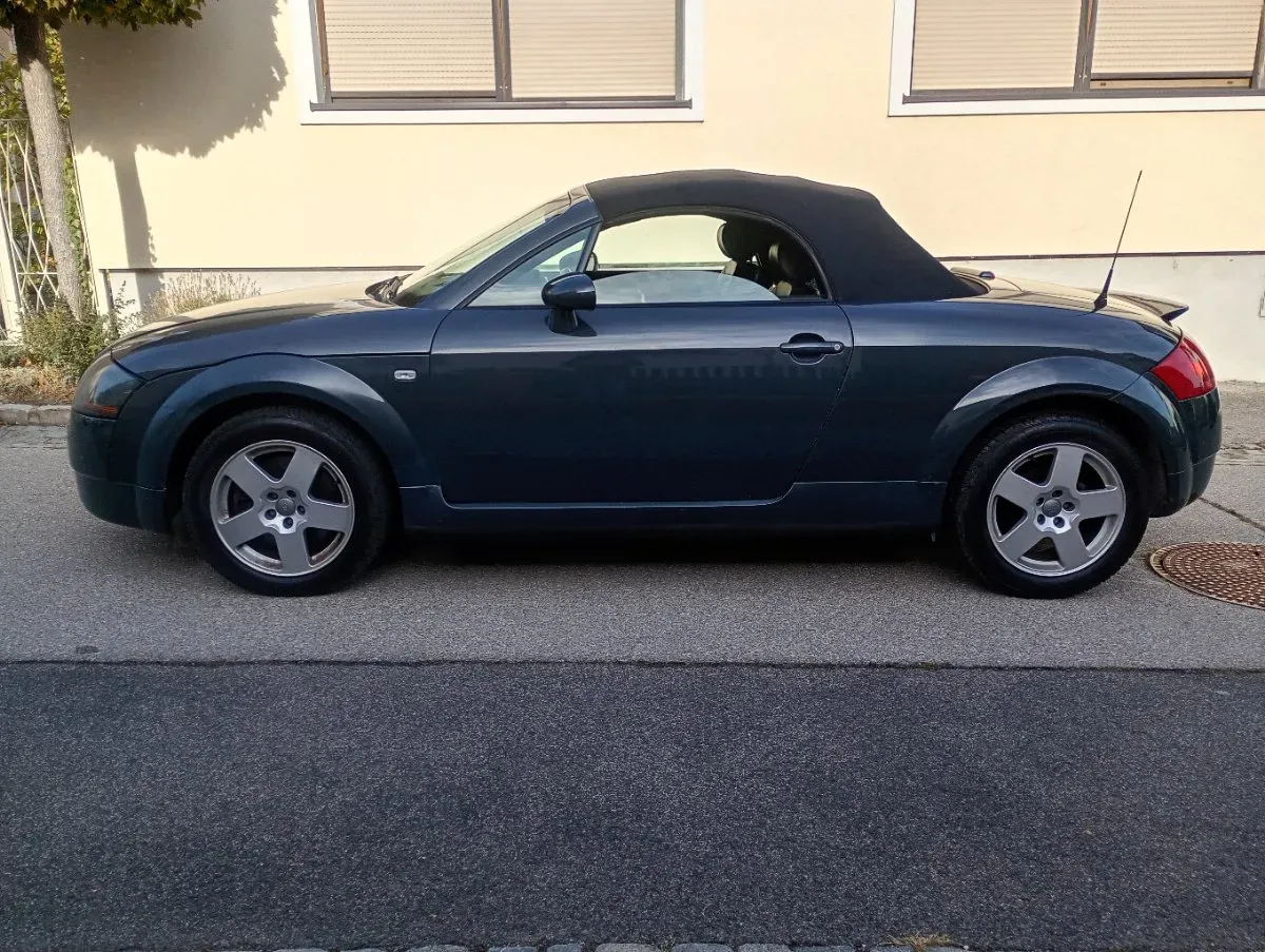Audi Tt 2003 photo 2