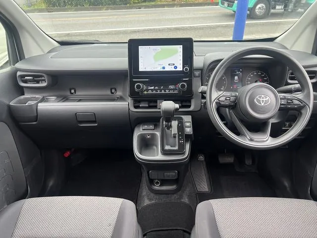 Toyota Sienna G 2024 photo 5