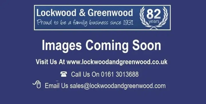 Nissan Note 2015 photo 2