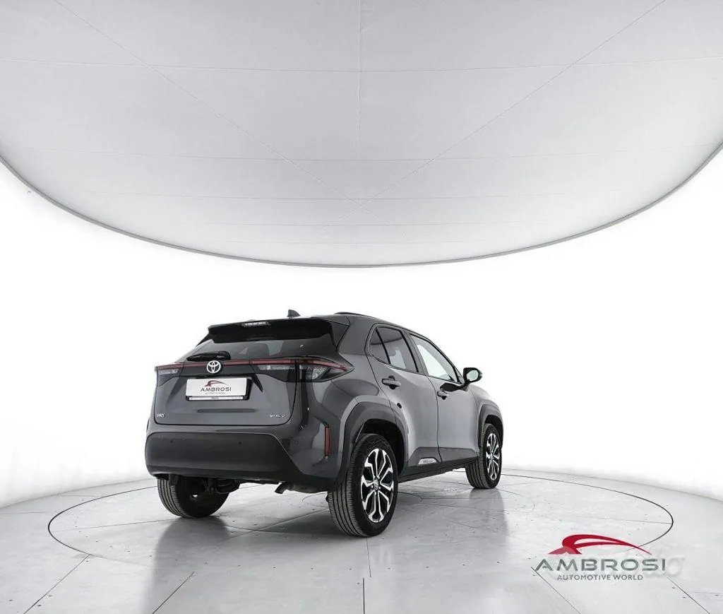 Toyota Yaris Cross 2024 photo 3