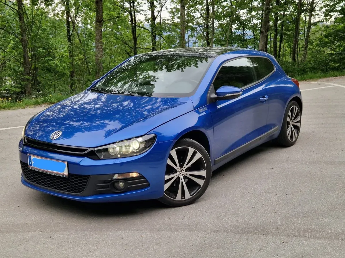 Volkswagen Scirocco 2011 photo 2