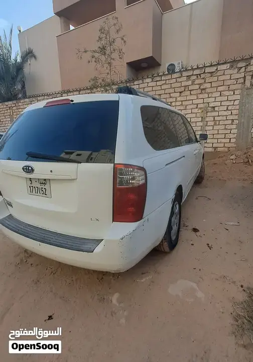 Kia Sedona 2009 photo 3