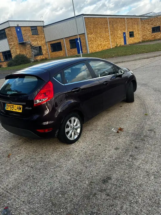 Ford Fiesta 2009 photo 5