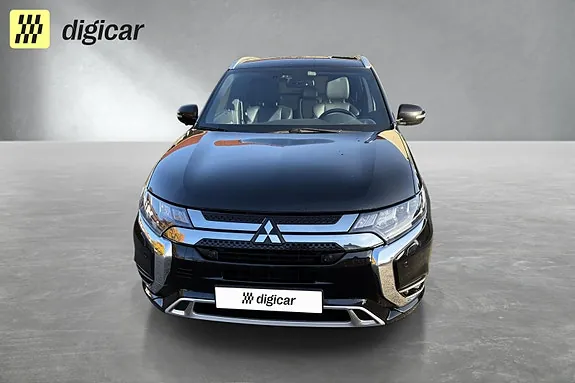 Mitsubishi Outlander 2019 photo 2