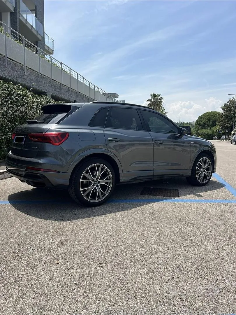 Audi Q3 2021 photo 4