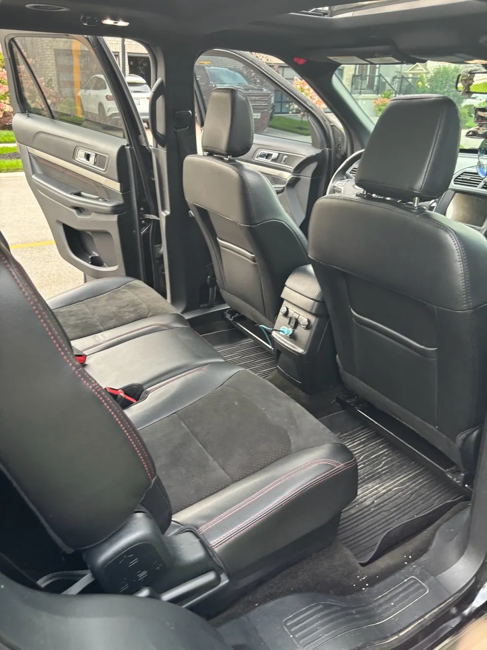 Ford Explorer 2018 photo 5