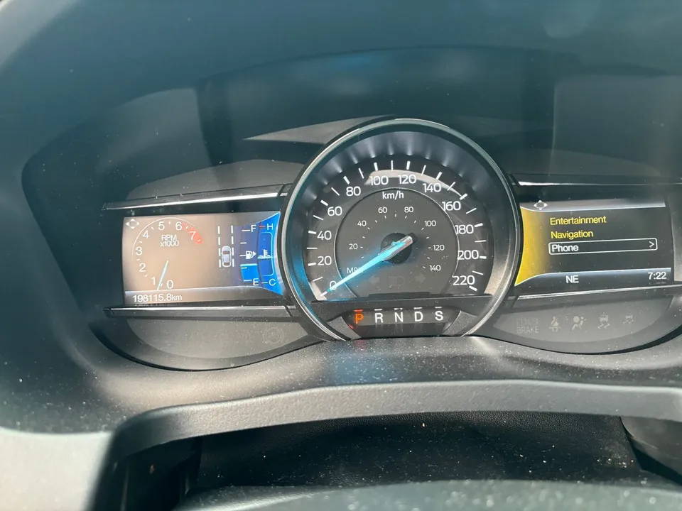 Ford Explorer 2018 photo 3