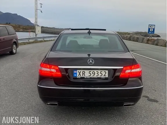 Mercedes-Benz E-Class 2013 photo 5