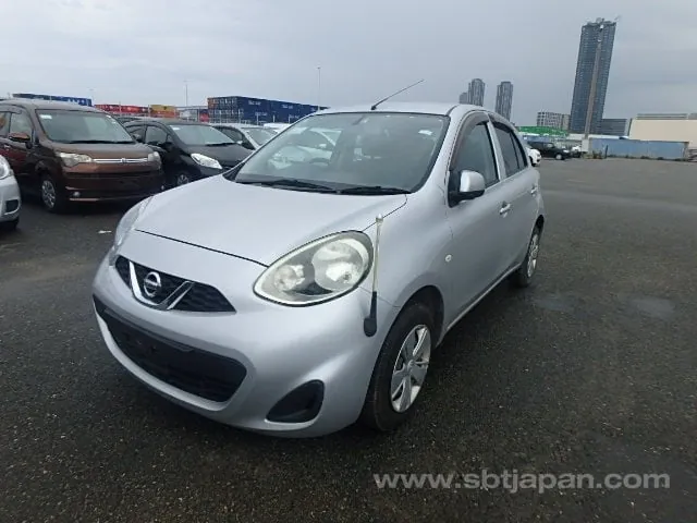 Nissan March 2014 photo 2