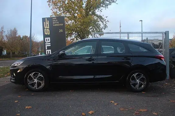 Hyundai I30 2023 photo 2