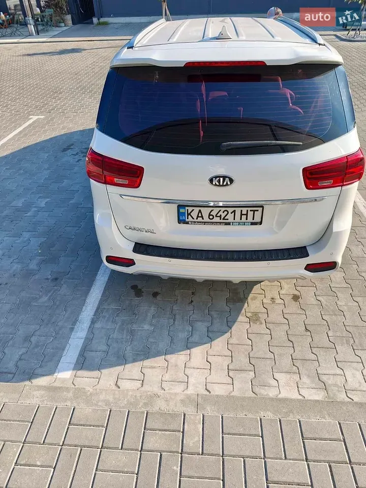 Kia Carnival 2018 photo 4