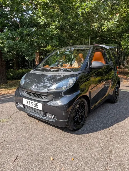 Smart Fortwo 2011 photo 4