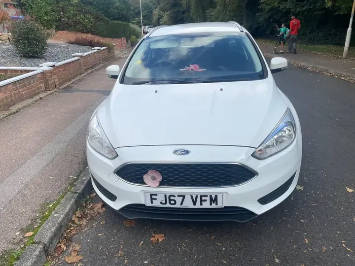 Ford Focus 2017 photo 2