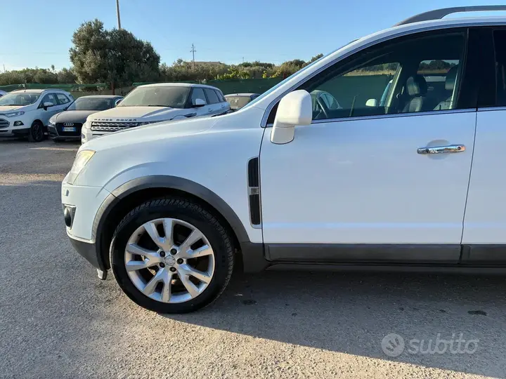 Opel Antara 2012 photo 4