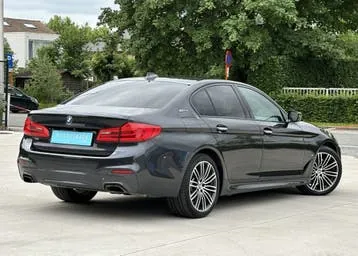 BMW 5 Series 2018 photo 3