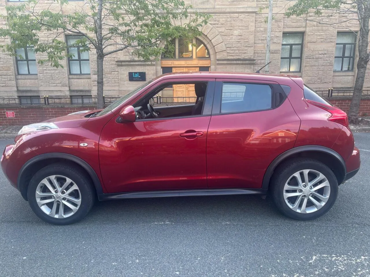 Nissan Juke 2014 photo 2