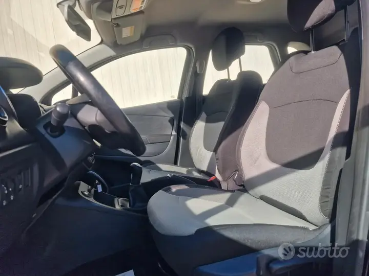 Renault Captur 2015 photo 5