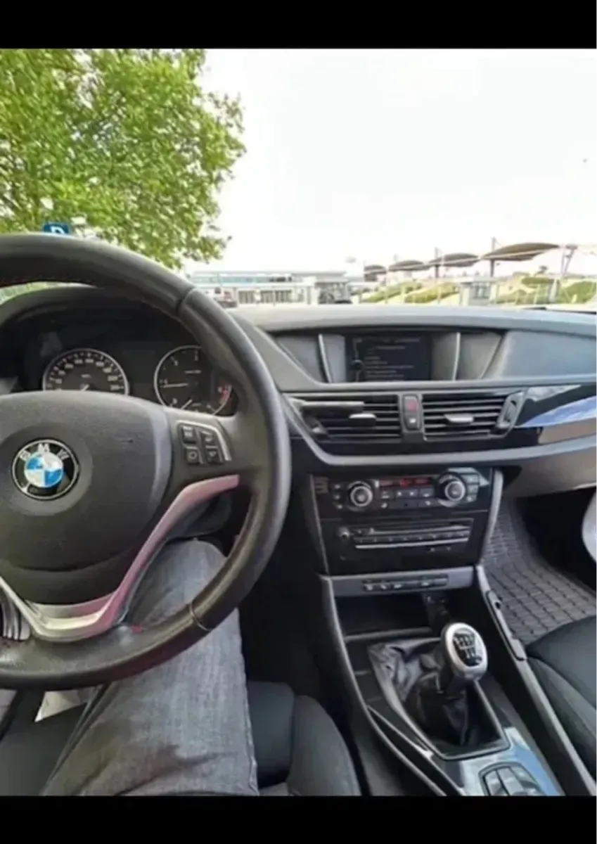 BMW X1 2013 photo 2
