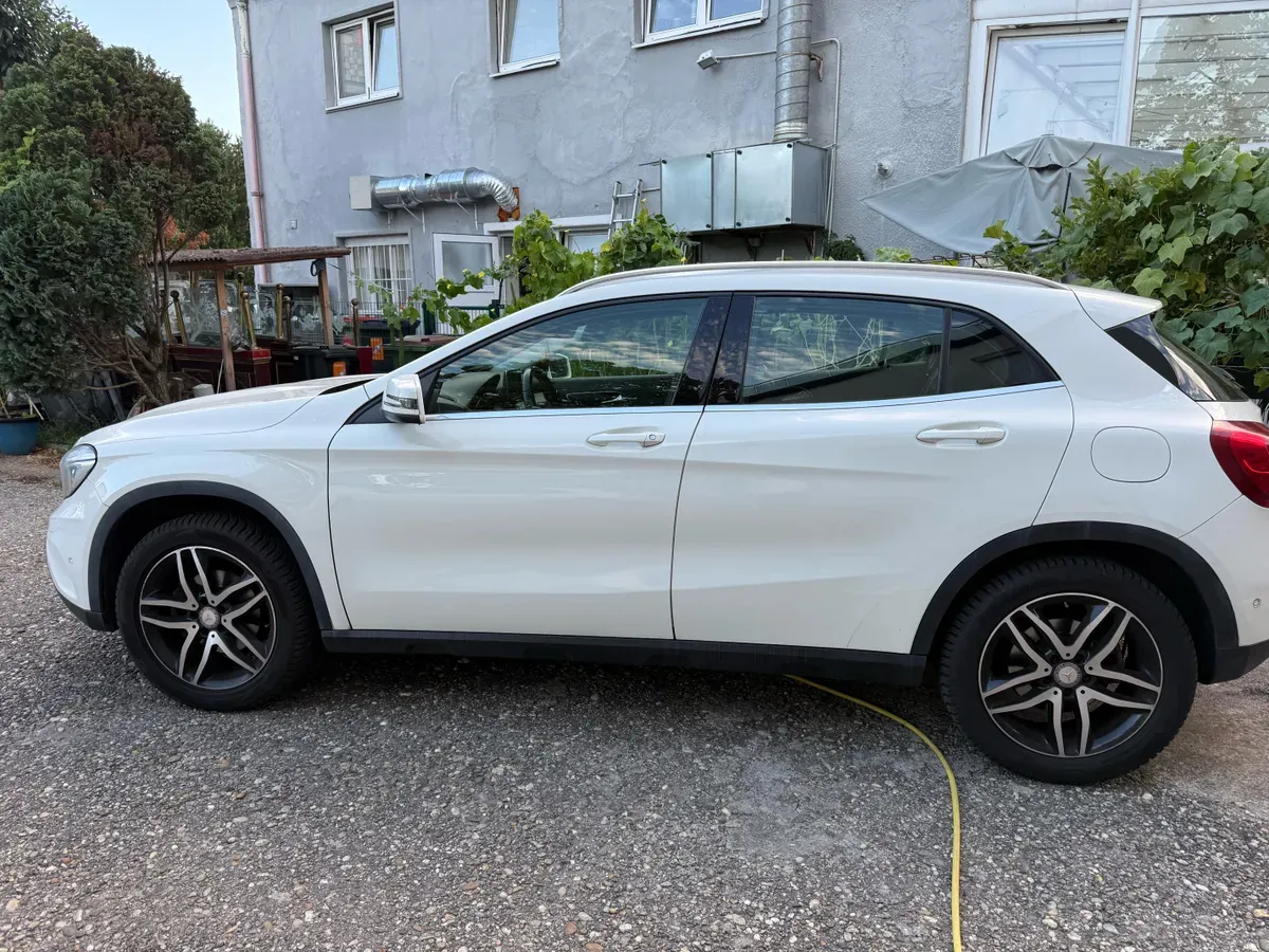 Mercedes-Benz Gla Class 2016 photo 3