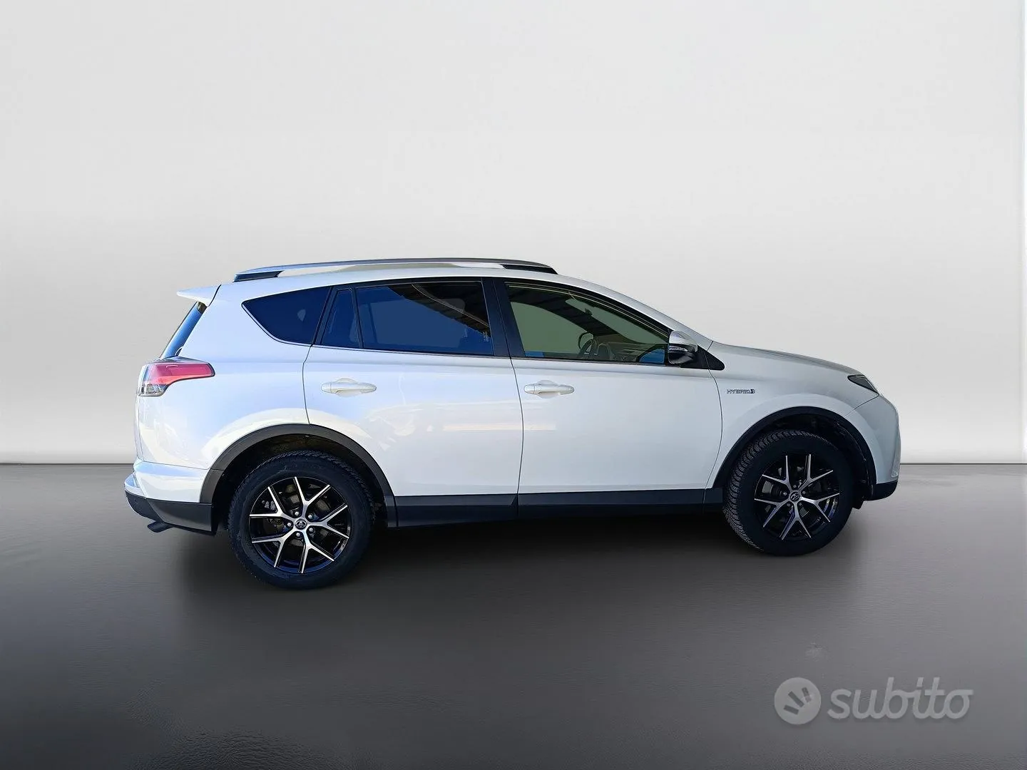 Toyota Rav4 2016 photo 3