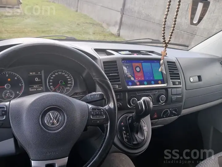 Volkswagen Transporter 2011 photo 4