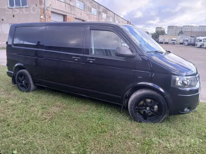 Volkswagen Transporter 2011 photo 2