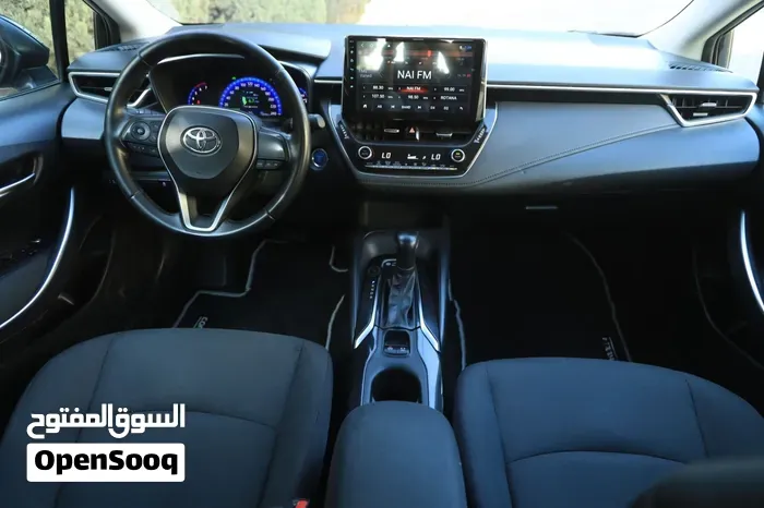Toyota Corolla 2023 photo 2