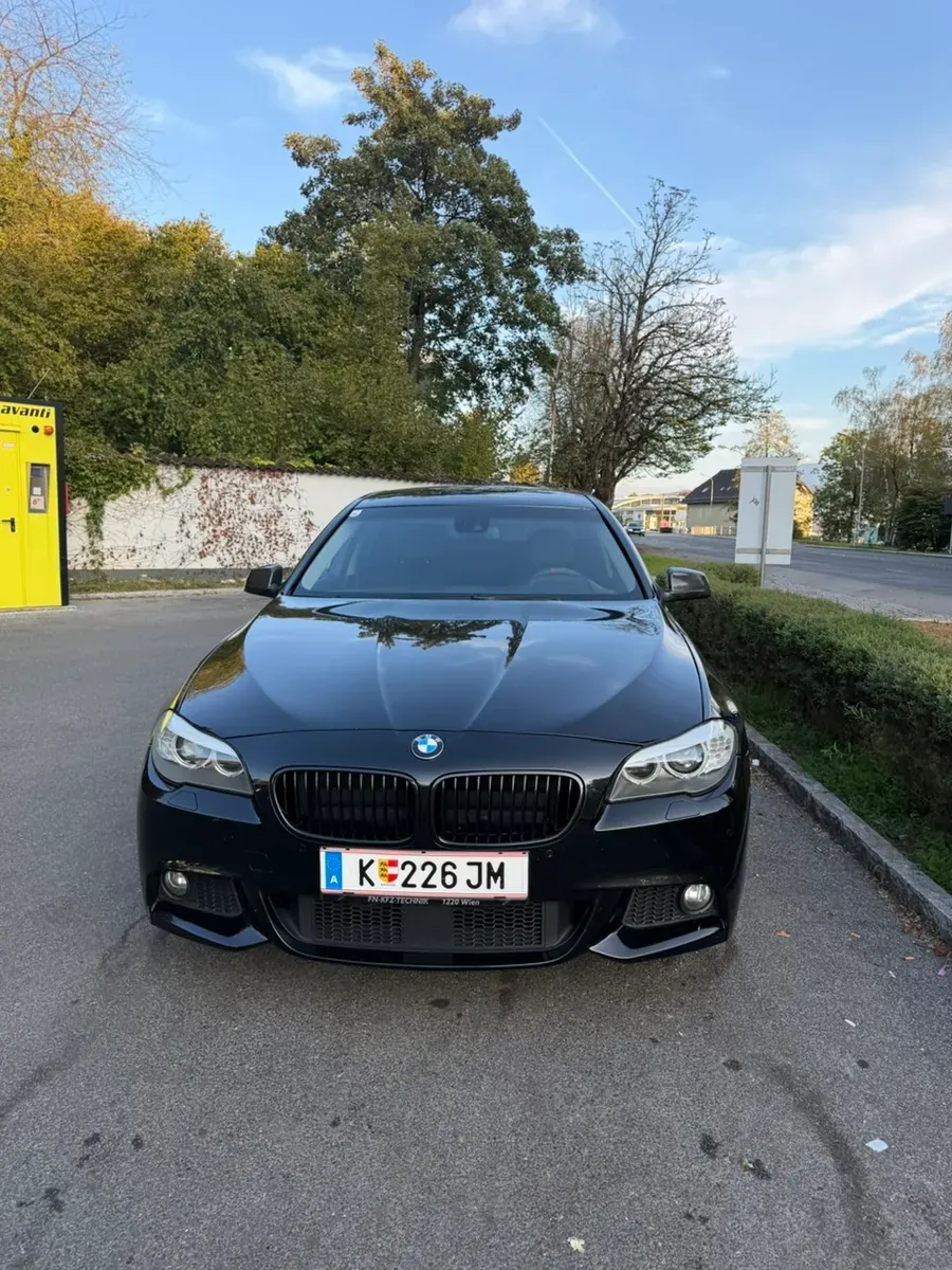 BMW 5 Series 2011 photo 3