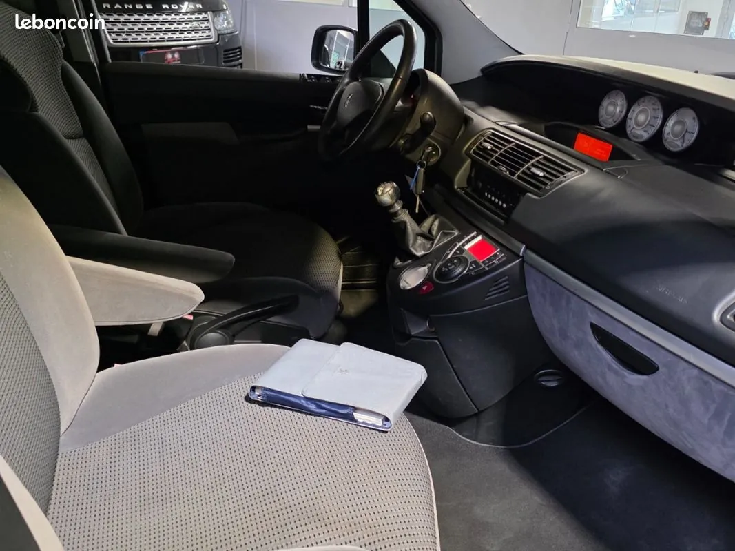 Peugeot 807 2013 photo 3